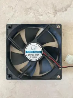 スリーブベアリング DC 12Vファン S12025L