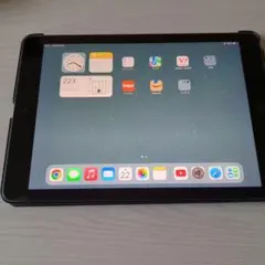 iPad 第7世代 32GB スペースグレイ キーボードカバー無料付き - メルカリ