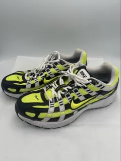 ナイキ　NIKE P-6000 ローカットスニーカーのサムネイル