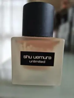 shu uemura アンリミテッドラスティングフルイドリキッドファンデ564のサムネイル
