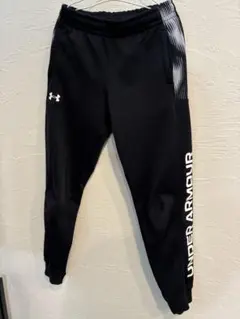 アンダーアーマー UNDER ARMOUR キッズ140 スポーツパンツ　ズボン
