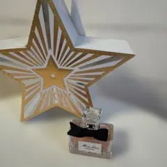 新品未開封 Dior ミスディオールエッセンス 5ml ミニサイズ　パルファン