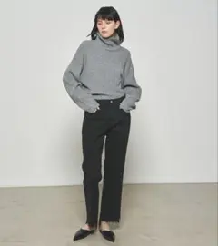 大人気 N.O.R.C ハイライズストレートカットオフデニム クロップド 黒