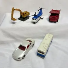 トミカ ミニカー まとめ売り5台 建機/ヘリ/バス他