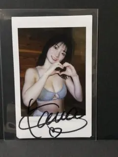 瀬戸環奈】直筆サイン入りチェキ 脇見せ 水着ver.&L版生写真 - メルカリ