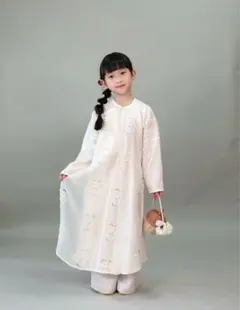 (ガール)No.T2606ハンドメイドアオザイクラシカルなデザイン花柄刺繍