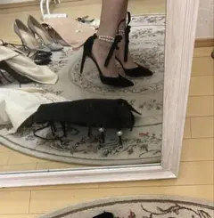 Stuart Weitzman ブラックベルベット シューズのサムネイル