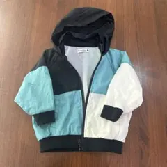 美品　ブランシェス　ナイロンパーカー　90