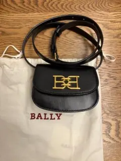 美品BALLY レザー ショルダーバッグ BAILY XS PRINCEブラックのサムネイル