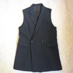 GU ダブルボタン ノースリーブベスト ジレ　ブラック　S