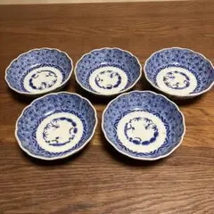 染付 5客 古伊万里 小鉢 歪み 窯傷 吉祥文 草文様 薄手 明治 大正 向付 染付 5客 古伊万里 小鉢 歪み 窯傷 吉祥文 草文様 薄手 明治 大正 向付