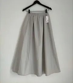 UNIQLO ボリューム ロングスカート ライトベージュ