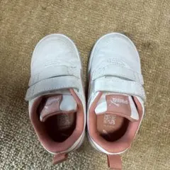 Puma キッズスニーカー ホワイト/ピンク