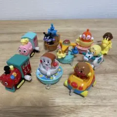 ガシャポン　それいけ！アンパンマン アンパンマントレイン１０　コンプ　おまけ付き