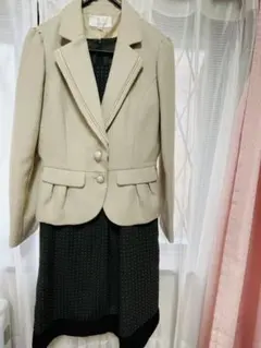 Item thumbnail for item 49160cd9-4b33-478b-b37c-b84ffdec0c00