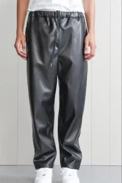 ＜H＞FAKE LEATHER VACANT EASY PANTS/パンツのサムネイル