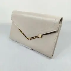 未使用品 サマンサタバサ★フラップマルチケース 長財布 ぺブルドレザー 本革