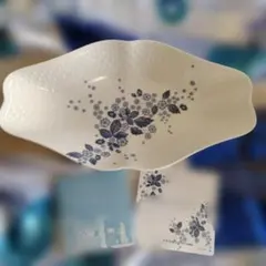 WEDGWOOD ストロベリーブルーム インディゴ フィッシュディッシュのサムネイル