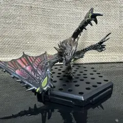 モンスターハンター　ライゼクス　フィギュア