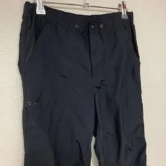 T924 ユニクロ 七分丈ワークパンツ ブラック