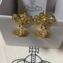 Vivienne Westwood オクタヴィ　リボン　オーブピアスのサムネイル