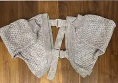 グレーポンチョ