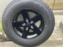 ラングラー 265/70R17 ヨコハマ　スタッドレスタイヤホイール4本セットのサムネイル