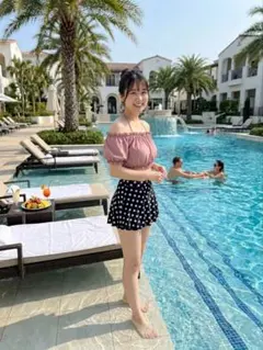 【LLサイズ】水着 4点セット ビキニ オフショルスカート付 水玉 ピンクのサムネイル