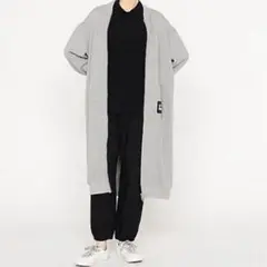 β ベータ　裏毛ロングパーカー