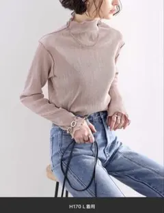 プリーツハイネックトップス　classicalelf