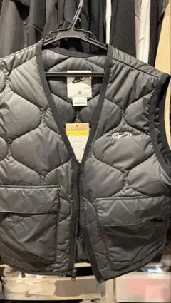 新品　レディース　ナイキ　ベスト　hq3007