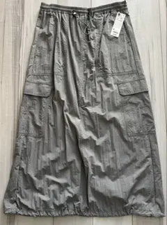 未着用　GU テックカーゴロングスカート　グレー