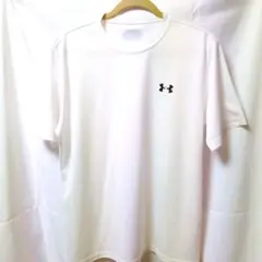 は*♡様 UNDER ARMOUR 半袖Tシャツ 白　ジム　フィットネス　Sサイ