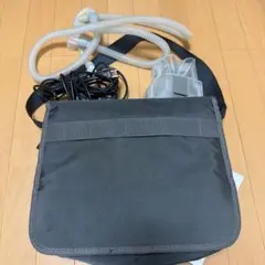 (カバン付き備品1式)　Resmed加湿器、ホース、充電コードのサムネイル