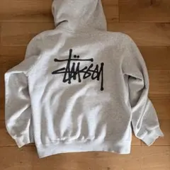 Stussy グレー フード付きパーカーのサムネイル