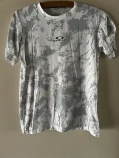 Oakley マーブル模様 Tシャツ M(150)のサムネイル