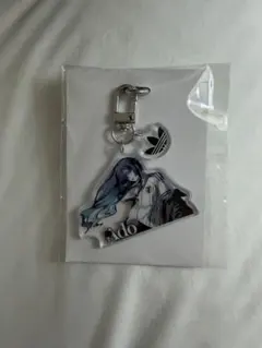 Ado アクリルキーホルダー adidasのサムネイル