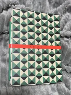 GUCCI 幾何学模様ノート