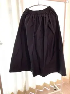 UNITED ARROWS ネイビーフレアロングスカート