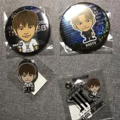 NAOTO 缶バッジ&メタルキーホルダー&ぶらさがりチャームセット