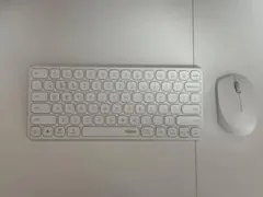 RAPOO 9010M ワイヤレスキーボードとマウスセットのサムネイル