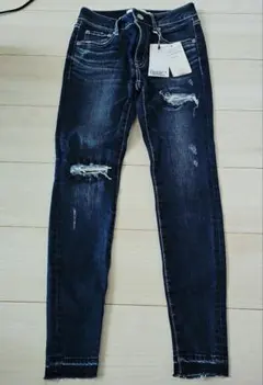 AZUL ストレート　スキニーデニム　ジーンズ