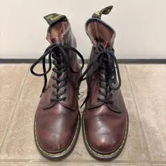 Dr. Martens 8ホールブーツ