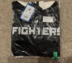 日本ハムファイターズ　パーカー　伏見寅威　Mサイズ