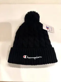 新品　チャンピオンニット帽