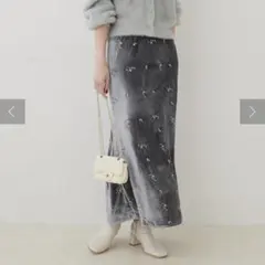naturalcouture ナチュラルクチュール ベロア刺繍マーメイドスカートのサムネイル