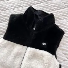 美品　ニューバランス　キッズ　フリース中綿ベスト　ファー