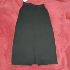 ブラックリブ編みタイトスカート