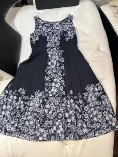 LAURA ASHLEY サイズ9