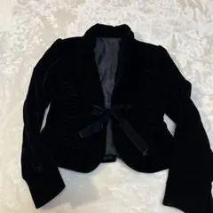 お値下げ！黒いベルベット風ショートジャケットリボン 肩パッドあり